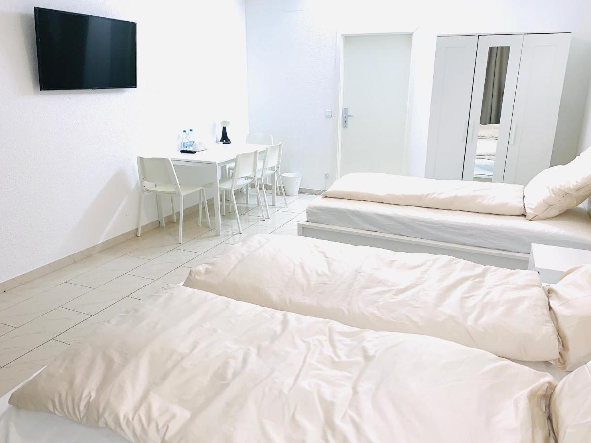 Gemuetliches Zimmer 20 Min Vom Frankfurt Hbf 1 Langen  Kültér fotó
